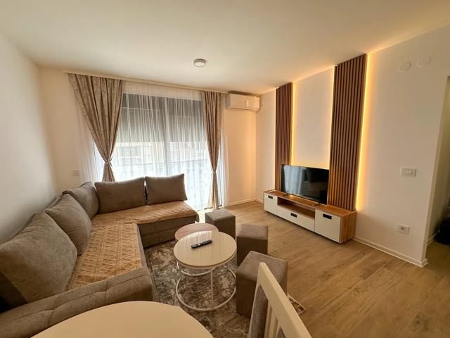 I&I Apartments – Centar – trosoban A, fotografija 1